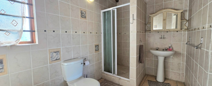 4 Bedroom Property for Sale in Kleinbaai Western Cape